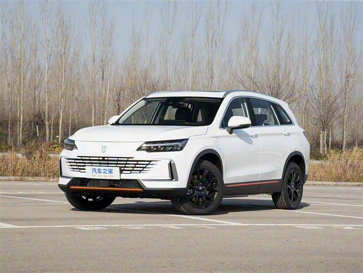 2026 Skyworth HT-i SUV híbrido